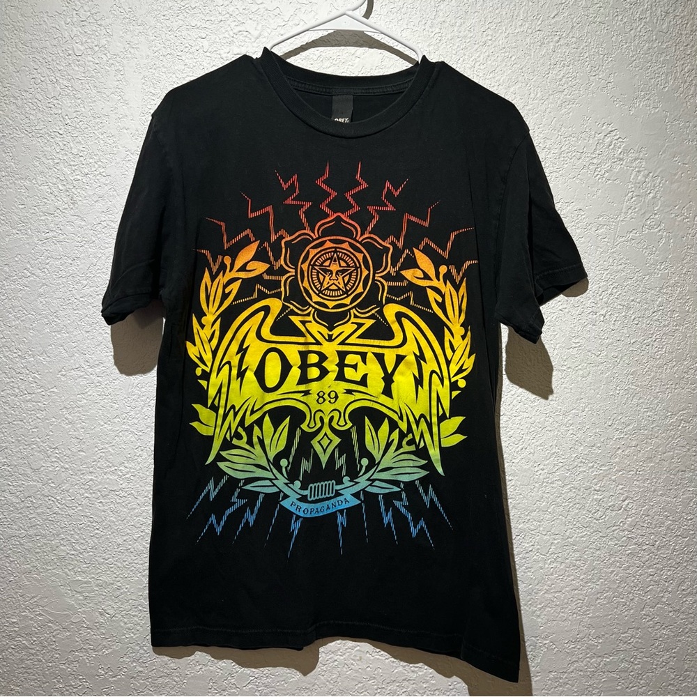 Obey Propaganda 89 Multicolor Design Shirt M Medium Bat Giant Rainbow Lightning